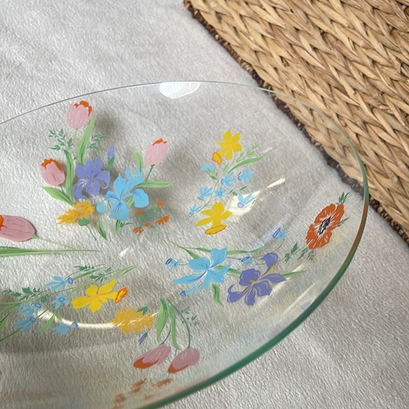 12 1/3” Hand painted Bowl Table Centerpiece - Picture 9 of 9